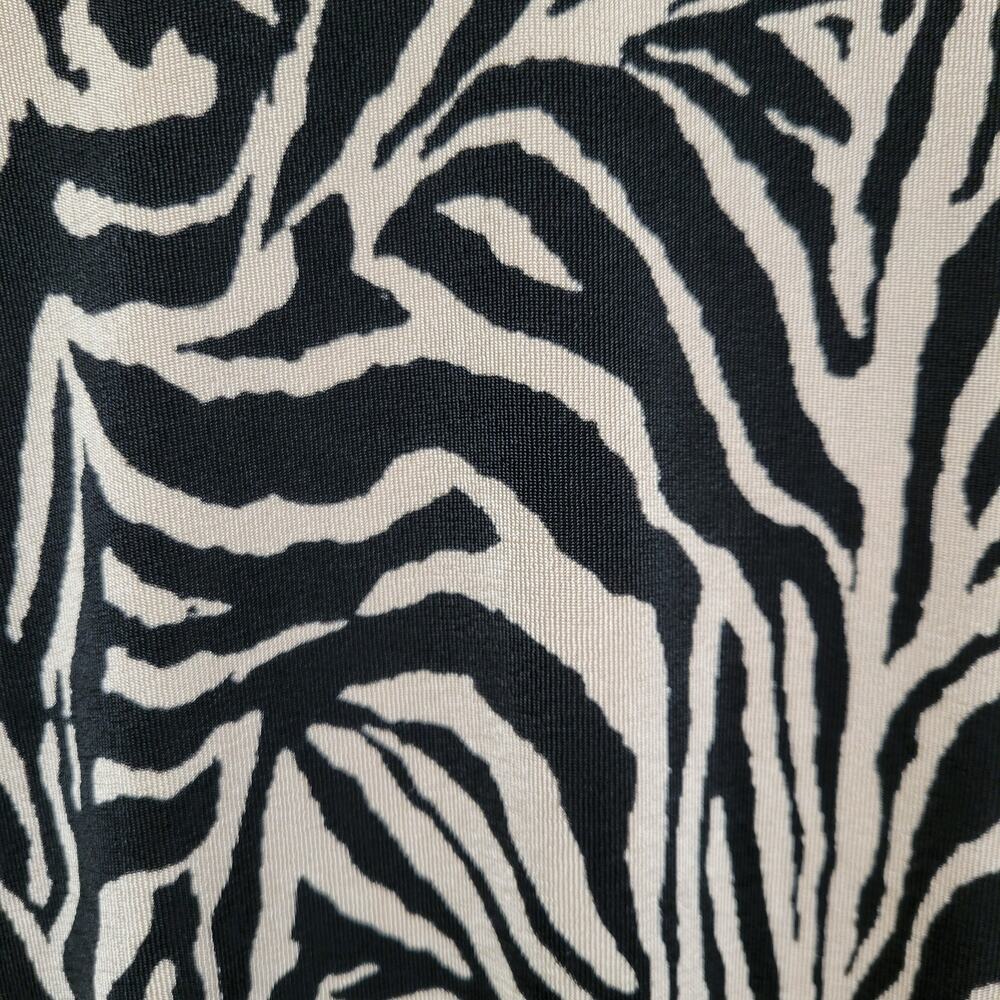 Chico's Travelers Shift Dress 3, XL V-Neck - Picture 5 of 7